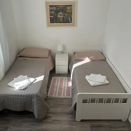 Casa Viorica אנקונה